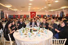 Üniversitemiz Rektörü Prof. Dr. Turgay Uzun, Şehit Yakınları ile Birlikte İftar Yemeğine Katıldı